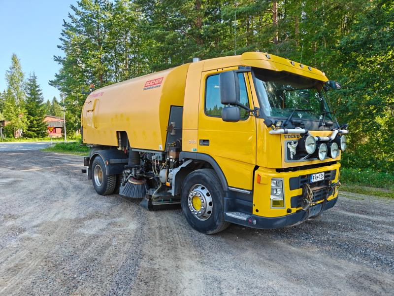 BUCHER Optifant 70 Volvo FM9 - 거리 청소 차량 : 사진 1 BUCHER Optifant 70 Volvo FM9 - 거리 청소 차량 : 사진 1