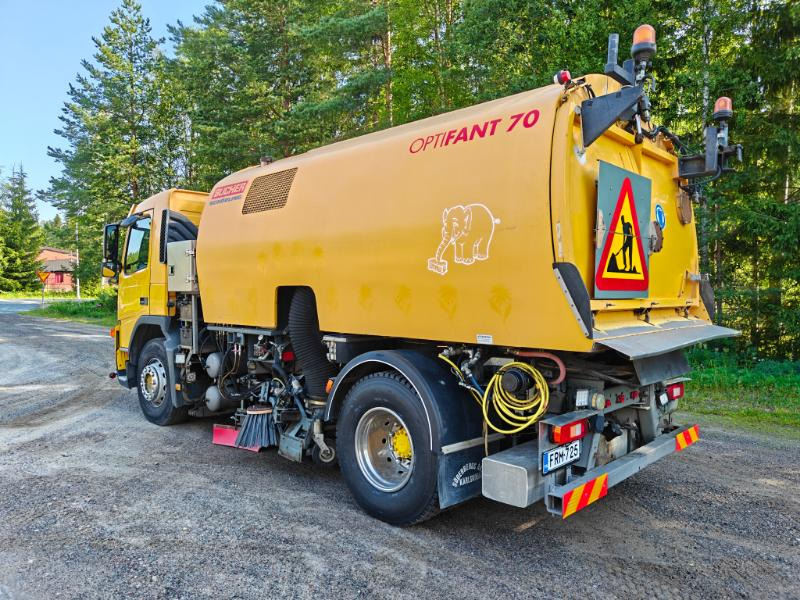 BUCHER Optifant 70 Volvo FM9 - 거리 청소 차량 : 사진 4 BUCHER Optifant 70 Volvo FM9 - 거리 청소 차량 : 사진 4