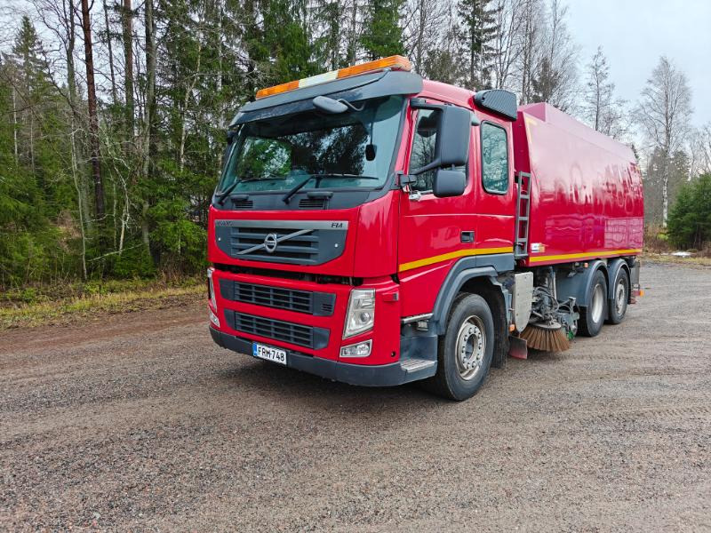 Beam S12000 Volvo FM410 - 거리 청소 차량 : 사진 2 Beam S12000 Volvo FM410 - 거리 청소 차량 : 사진 2