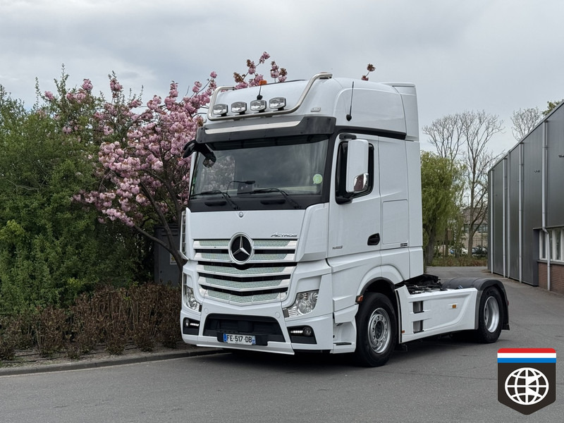 Mercedes-Benz ACTROS 1853 Giga Space - Full spoiler - night A/C - LOW KM - 트랙터 유닛 : 사진 1 Mercedes-Benz ACTROS 1853 Giga Space - Full spoiler - night A/C - LOW KM - 트랙터 유닛 : 사진 1
