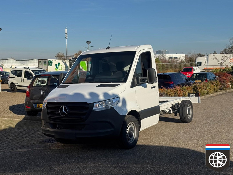 Mercedes-Benz Sprinter 315 CDi CHASSIS WB 3670 - AUTOMAAT NAVIGATIE *** BPM VRIJ !! - 밴 : 사진 3 Mercedes-Benz Sprinter 315 CDi CHASSIS WB 3670 - AUTOMAAT NAVIGATIE *** BPM VRIJ !! - 밴 : 사진 3