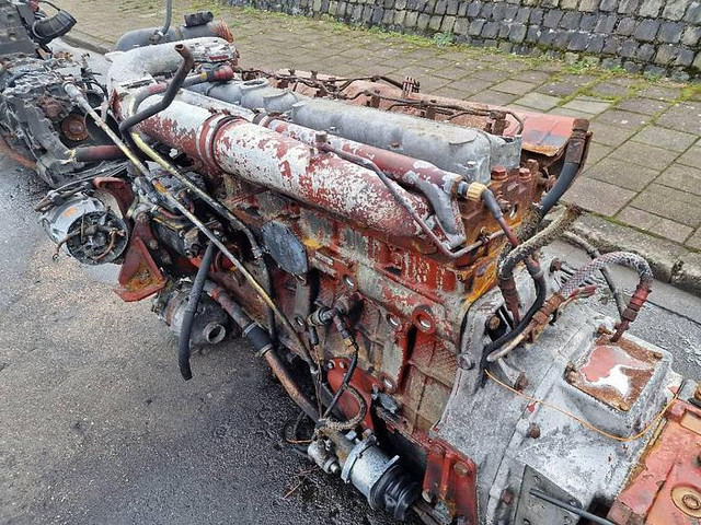 Iveco Turbostar 190-360 - 예비 부속 : 사진 5 Iveco Turbostar 190-360 - 예비 부속 : 사진 5