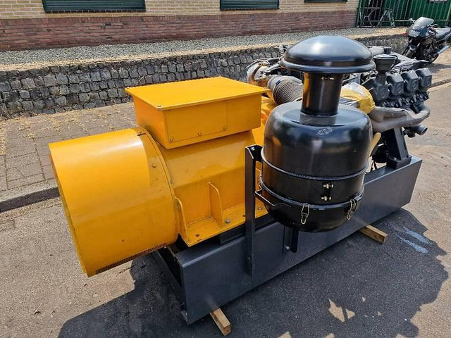 Mercedes-Benz DSG 52 MO-4 - 발전기 세트 : 사진 4 Mercedes-Benz DSG 52 MO-4 - 발전기 세트 : 사진 4