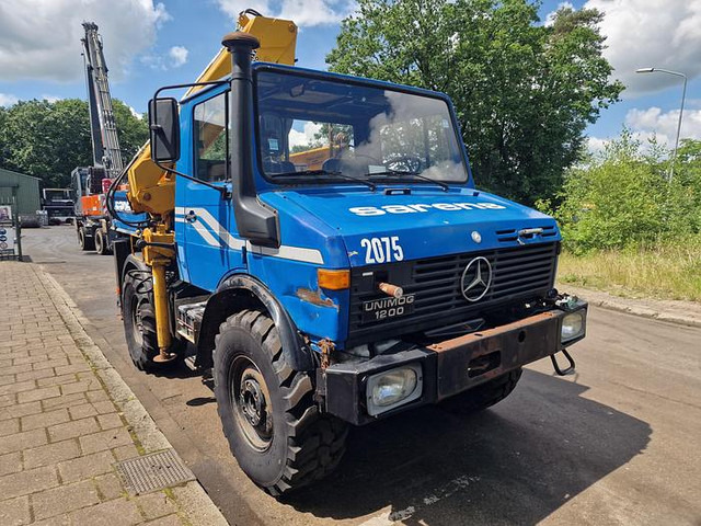 Mercedes-Benz U 1200 4X4 - 크레인 트럭 : 사진 4 Mercedes-Benz U 1200 4X4 - 크레인 트럭 : 사진 4