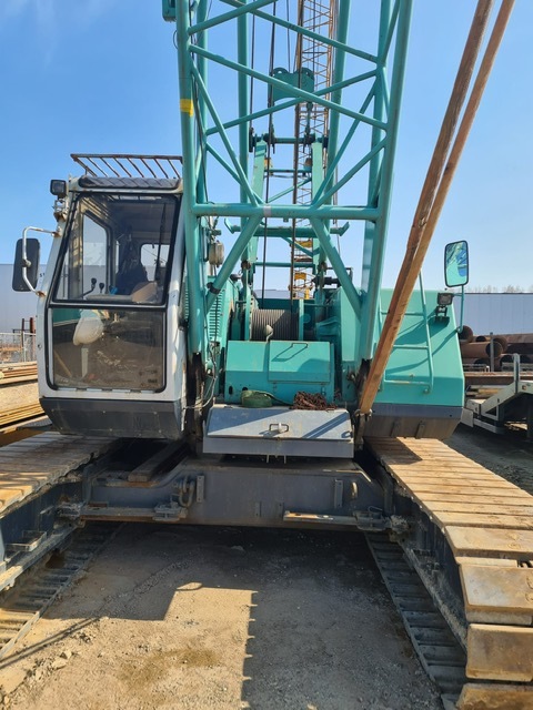 KOBELCO 7045 - 크롤러 크레인 : 사진 2 KOBELCO 7045 - 크롤러 크레인 : 사진 2