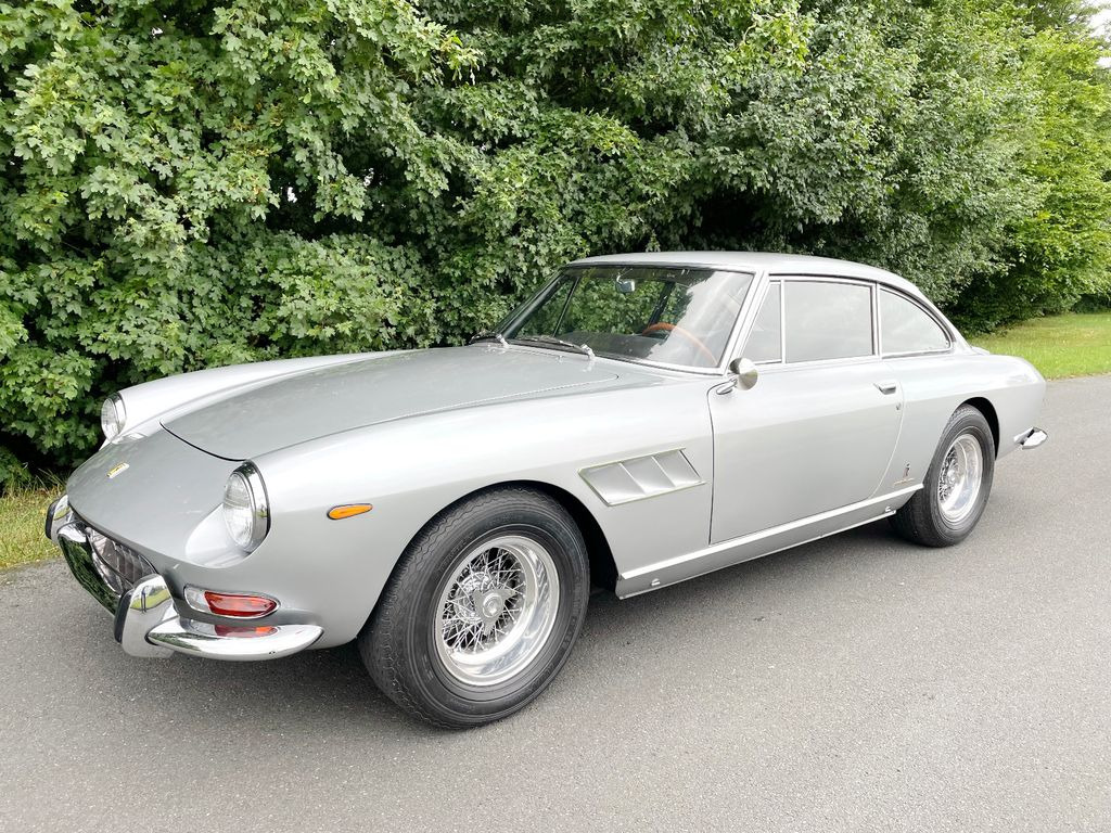 Ferrari 330 GT Coupe 2+2/TÜV neu/H-Zulassung - 차량 : 사진 1 Ferrari 330 GT Coupe 2+2/TÜV neu/H-Zulassung - 차량 : 사진 1