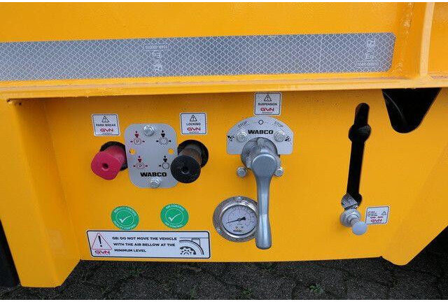 GVN 3GVN, Gelenkt, Hydr. Rampen, Luft-Lift - 저하대 세미 트레일러 : 사진 4 GVN 3GVN, Gelenkt, Hydr. Rampen, Luft-Lift - 저하대 세미 트레일러 : 사진 4