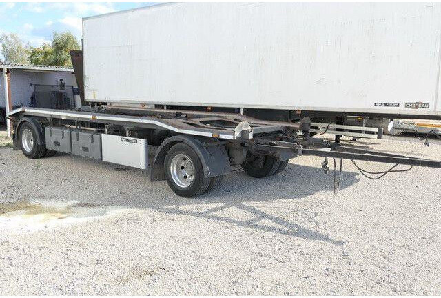 HKM G 18 ZL 5,0, Außenroller 5 bis 7m, Luftfederun - 컨테이너 운반 장치/ 스와프 보디 트레일러 : 사진 2 HKM G 18 ZL 5,0, Außenroller 5 bis 7m, Luftfederun - 컨테이너 운반 장치/ 스와프 보디 트레일러 : 사진 2