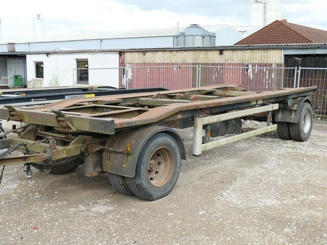 Huffermann HKA 18.70, Außenroller, Zwillingsreifen, BPW - 컨테이너 운반 장치/ 스와프 보디 트레일러 : 사진 2 Huffermann HKA 18.70, Außenroller, Zwillingsreifen, BPW - 컨테이너 운반 장치/ 스와프 보디 트레일러 : 사진 2