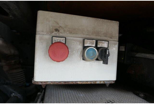 Iveco 160 E EuroCargo 4x2, VDL P-10, teleskop., Funk - 케이블 시스템 트럭 : 사진 3 Iveco 160 E EuroCargo 4x2, VDL P-10, teleskop., Funk - 케이블 시스템 트럭 : 사진 3