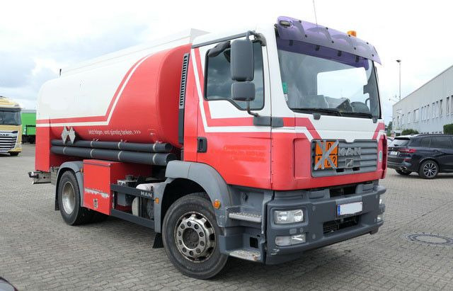 MAN 18.280 TGM, 14m³, 3 Kammern, 2x Schlauchtrommel - 유조트럭 : 사진 4 MAN 18.280 TGM, 14m³, 3 Kammern, 2x Schlauchtrommel - 유조트럭 : 사진 4