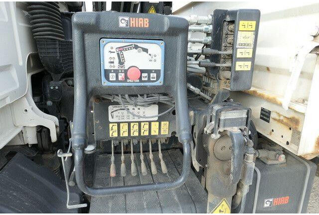 MAN 8.220 TGL BB, Hiab 055 BS-2, Greifer, AHK, Funk - 덤프트럭 : 사진 5 MAN 8.220 TGL BB, Hiab 055 BS-2, Greifer, AHK, Funk - 덤프트럭 : 사진 5