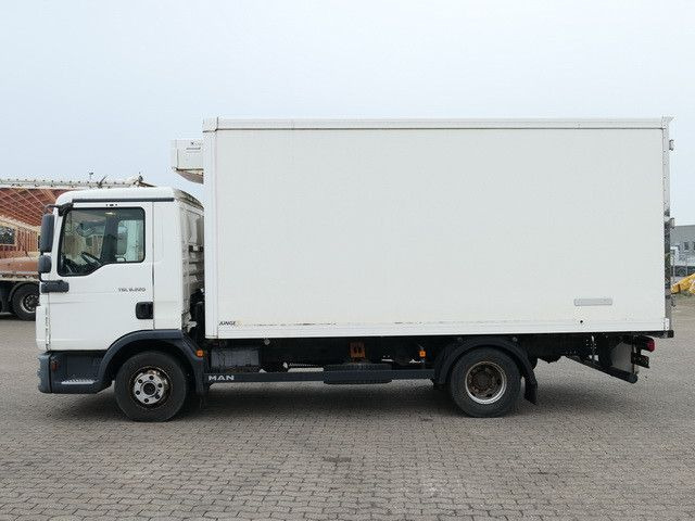 MAN 8.220 TGL BL 4x2, Thermo King, 3. Sitz, 5m lang - 냉동탑차 : 사진 2 MAN 8.220 TGL BL 4x2, Thermo King, 3. Sitz, 5m lang - 냉동탑차 : 사진 2