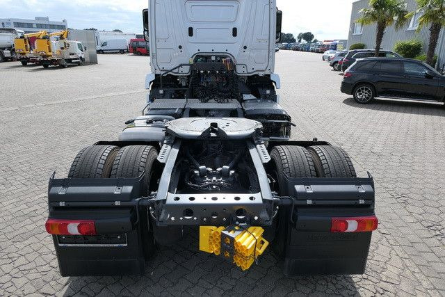 Mercedes-Benz 1836 LS Actros 4x2, ADR, Navi, Klima, 2.000km - 트랙터 유닛 : 사진 4 Mercedes-Benz 1836 LS Actros 4x2, ADR, Navi, Klima, 2.000km - 트랙터 유닛 : 사진 4