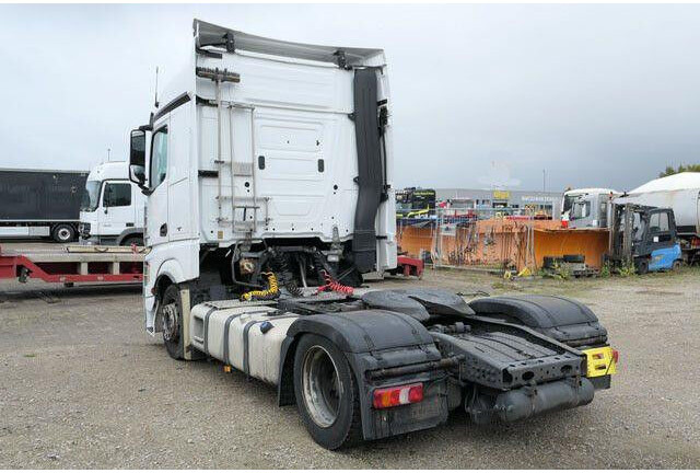 Mercedes-Benz 1843 Actros 4x2, Retarder, 2x Tank, AC, Lowliner - 트랙터 유닛 : 사진 3 Mercedes-Benz 1843 Actros 4x2, Retarder, 2x Tank, AC, Lowliner - 트랙터 유닛 : 사진 3