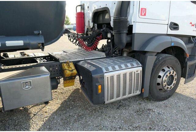 Mercedes-Benz 1846 Actros 4x2, Hydr., ADR, Leicht, Klima, Navi - 트랙터 유닛 : 사진 5 Mercedes-Benz 1846 Actros 4x2, Hydr., ADR, Leicht, Klima, Navi - 트랙터 유닛 : 사진 5