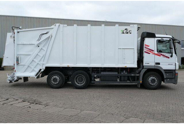 Mercedes-Benz 2532 L Actros 6x2, Medium X2EC23, Zöller 321 - 쓰레기차 : 사진 2 Mercedes-Benz 2532 L Actros 6x2, Medium X2EC23, Zöller 321 - 쓰레기차 : 사진 2