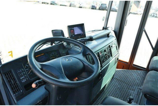 쓰레기차 Mercedes-Benz 2633 L ECONIC, HN-Schörling, Zöller, gelenkt, AC : 사진 12 쓰레기차 Mercedes-Benz 2633 L ECONIC, HN-Schörling, Zöller, gelenkt, AC : 사진 12