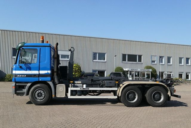 Mercedes-Benz 3343 Actros 6x4, Multilift LHS26056, Klima, AHK - 후크 리프트 트럭 : 사진 4 Mercedes-Benz 3343 Actros 6x4, Multilift LHS26056, Klima, AHK - 후크 리프트 트럭 : 사진 4