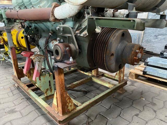 Mercedes-Benz OM 422 Motor, V8, 8 Zylinder, 10x am Lager - 엔진 : 사진 3 Mercedes-Benz OM 422 Motor, V8, 8 Zylinder, 10x am Lager - 엔진 : 사진 3