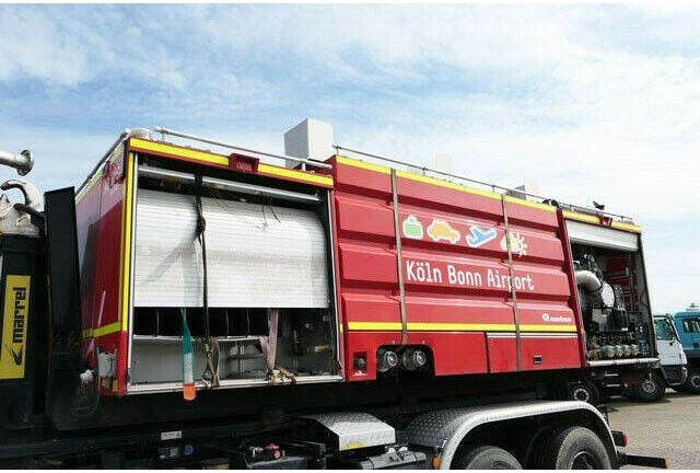 ROSENBAUER ROSENBAUER/Feuerwehr/Wasserwerfer - 소방차 : 사진 2 ROSENBAUER ROSENBAUER/Feuerwehr/Wasserwerfer - 소방차 : 사진 2