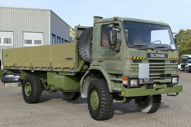 Scania P92HK 4x4, Allrad, Einzelbereifung, Klima, 40tkm - 드롭사이드/ 플랫베드 트럭 : 사진 4 Scania P92HK 4x4, Allrad, Einzelbereifung, Klima, 40tkm - 드롭사이드/ 플랫베드 트럭 : 사진 4