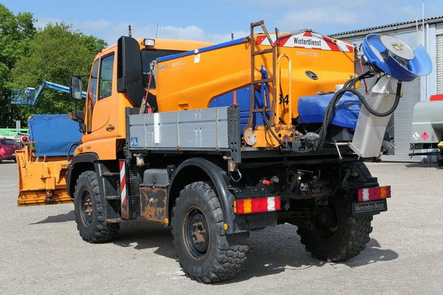Unimog U 300 4x4, Schmidt, Streuer, Schild, Klima,27tkm - 트럭 : 사진 4 Unimog U 300 4x4, Schmidt, Streuer, Schild, Klima,27tkm - 트럭 : 사진 4