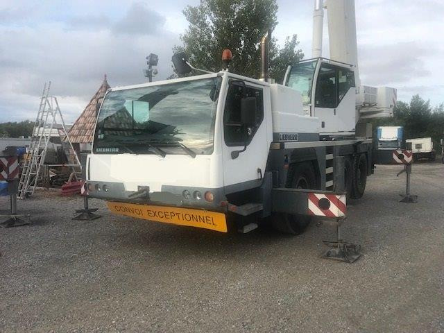 Liebherr LTM 1045 3.1 - 모바일 크레인 : 사진 1 Liebherr LTM 1045 3.1 - 모바일 크레인 : 사진 1