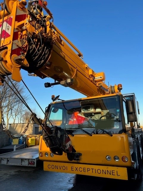 Liebherr LTM 1050-3.1 - 모바일 크레인 : 사진 1 Liebherr LTM 1050-3.1 - 모바일 크레인 : 사진 1
