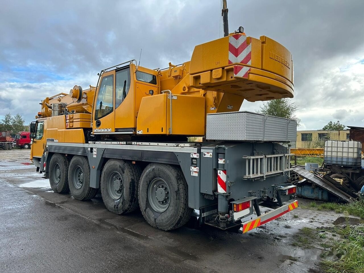 Liebherr LTM 1070 - 모바일 크레인 : 사진 2 Liebherr LTM 1070 - 모바일 크레인 : 사진 2