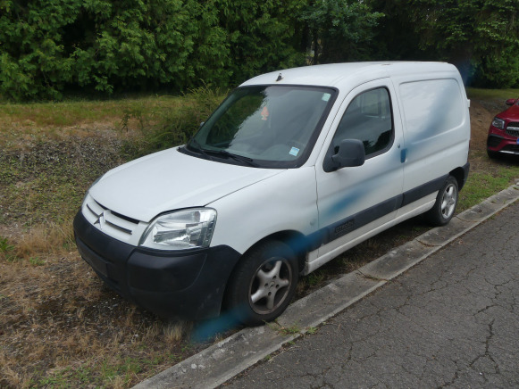 Camionnette Citroen Berlingo (2004-191.630 km-VIN:VF7GCWJYB94089418) - 소형 밴 : 사진 1 Camionnette Citroen Berlingo (2004-191.630 km-VIN:VF7GCWJYB94089418) - 소형 밴 : 사진 1