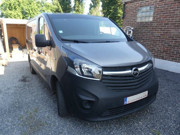 Camionnette Opel Vivaro (2018-122.114 km-VIN:WOVF7G60XJV634111) - 차량 : 사진 2 Camionnette Opel Vivaro (2018-122.114 km-VIN:WOVF7G60XJV634111) - 차량 : 사진 2