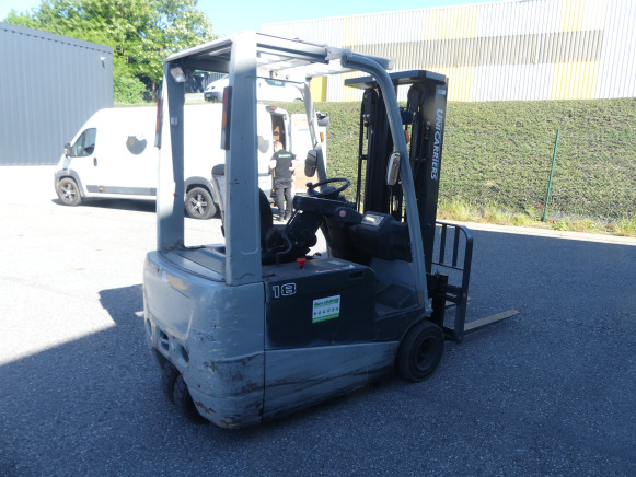 Chariot élévateur électrique TCM FTB18-E1L - 지게차 : 사진 3 Chariot élévateur électrique TCM FTB18-E1L - 지게차 : 사진 3