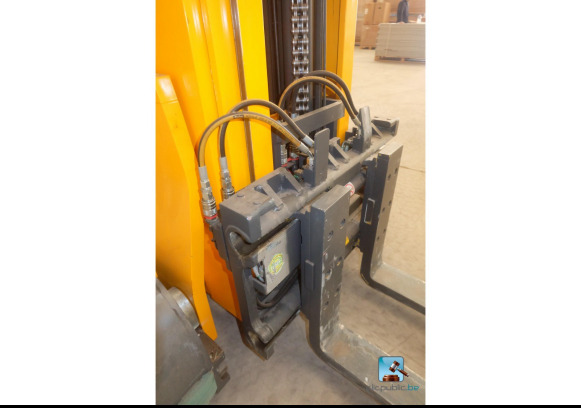 Chariot élevateur porté debout JUNGHENRICH ETV C20 - 리치 트럭 : 사진 5 Chariot élevateur porté debout JUNGHENRICH ETV C20 - 리치 트럭 : 사진 5