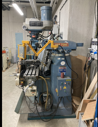 Fraiseuse - 벤치 드릴 : 사진 3 Fraiseuse - 벤치 드릴 : 사진 3