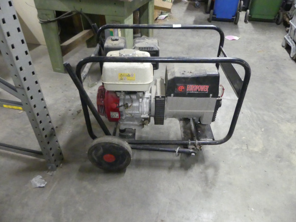 Groupe électrogène Europower EP6500T - 발전기 세트 : 사진 4 Groupe électrogène Europower EP6500T - 발전기 세트 : 사진 4
