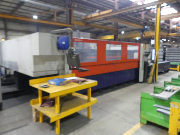 Machine de découpe laser CO² avec refroidisseur et aspiration de fumée Bystronic Bylaser 4400 - 금속 가공 기계 : 사진 1 Machine de découpe laser CO² avec refroidisseur et aspiration de fumée Bystronic Bylaser 4400 - 금속 가공 기계 : 사진 1