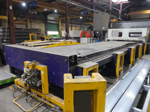 Machine de découpe laser CO² avec refroidisseur et aspiration de fumée Bystronic Bylaser 6000 - 금속 가공 기계 : 사진 4 Machine de découpe laser CO² avec refroidisseur et aspiration de fumée Bystronic Bylaser 6000 - 금속 가공 기계 : 사진 4