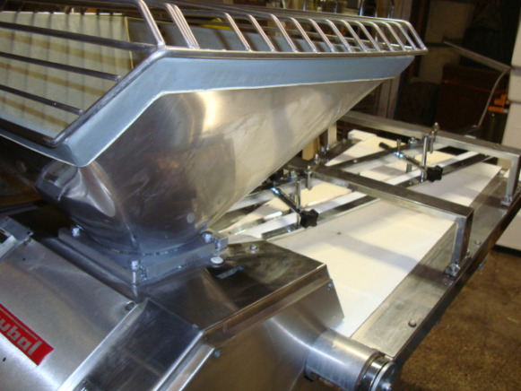 Peseuse diviseuse volumétrique SUBAL PHC 130 - 베이커리 기계 : 사진 5 Peseuse diviseuse volumétrique SUBAL PHC 130 - 베이커리 기계 : 사진 5