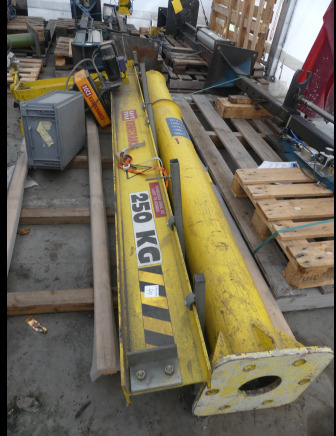 Potence de levage sur colonne Konecranes XN5 - 갠트리 크레인 : 사진 1 Potence de levage sur colonne Konecranes XN5 - 갠트리 크레인 : 사진 1