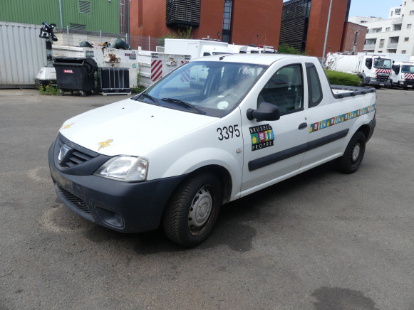 REF:12395 - Camionnette pickup Dacia Logan 1.5 DCI (2012-121.398 km) - 픽업트럭 : 사진 1 REF:12395 - Camionnette pickup Dacia Logan 1.5 DCI (2012-121.398 km) - 픽업트럭 : 사진 1