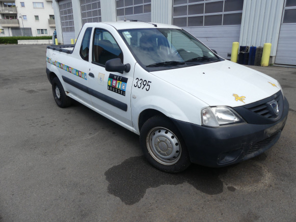 REF:12395 - Camionnette pickup Dacia Logan 1.5 DCI (2012-121.398 km) - 픽업트럭 : 사진 3 REF:12395 - Camionnette pickup Dacia Logan 1.5 DCI (2012-121.398 km) - 픽업트럭 : 사진 3