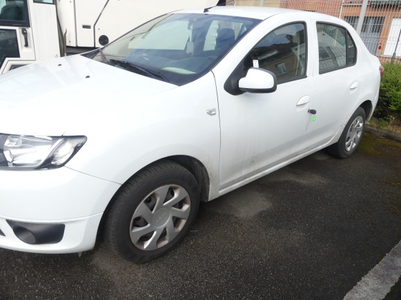 REF:20513 - Voiture Dacia Logan Berline (2013-97.655 km) - 세단 : 사진 2 REF:20513 - Voiture Dacia Logan Berline (2013-97.655 km) - 세단 : 사진 2