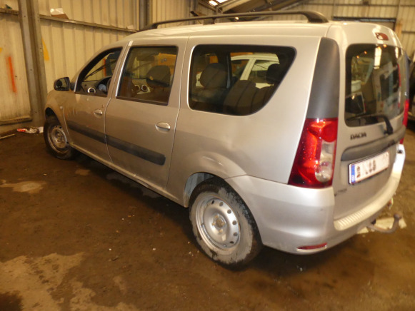 REF:2GBD456 - Voiture Dacia Logan Break SD (2011-85.514 km) - 스테이션 왜건 : 사진 3 REF:2GBD456 - Voiture Dacia Logan Break SD (2011-85.514 km) - 스테이션 왜건 : 사진 3