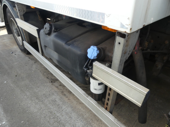 REF:68420 - Camion poubelle Renault Midlum 180DXI (2013-115.450 km) - 쓰레기차 : 사진 4 REF:68420 - Camion poubelle Renault Midlum 180DXI (2013-115.450 km) - 쓰레기차 : 사진 4