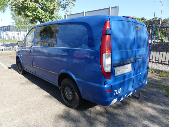 REF:7128 - Camionnette Mercedes-Benz Vito (2011-346.992 km) - 밴 : 사진 4 REF:7128 - Camionnette Mercedes-Benz Vito (2011-346.992 km) - 밴 : 사진 4