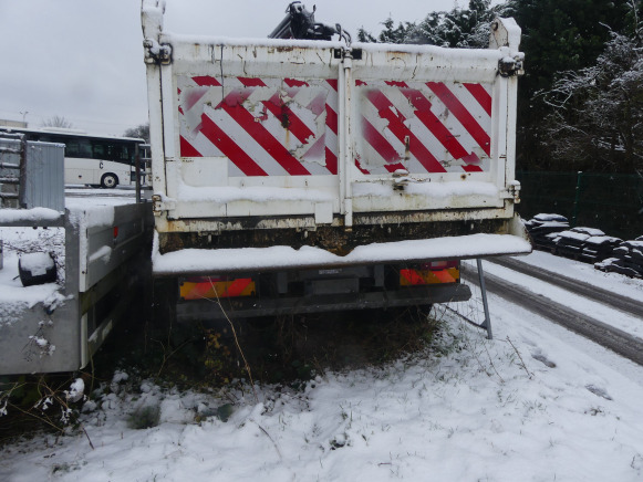 REF:Imat : PLI988 - Camion benne + grue auxiliaire Volvo FLE6E 19.0 (2004-216.733 km) - 덤프트럭, 크레인 트럭 : 사진 5 REF:Imat : PLI988 - Camion benne + grue auxiliaire Volvo FLE6E 19.0 (2004-216.733 km) - 덤프트럭, 크레인 트럭 : 사진 5