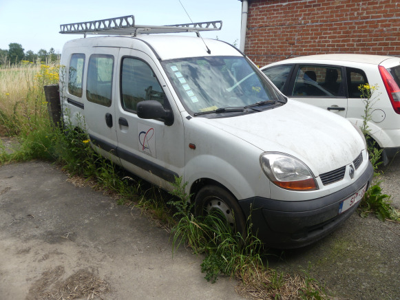 REF:Immatriculée sous : SXP067 - Voiture Renault - 소형 밴 : 사진 1 REF:Immatriculée sous : SXP067 - Voiture Renault - 소형 밴 : 사진 1