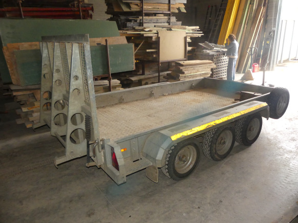 Remorque porte engin triple essieu Nugent Trailers PT126TRI - 플랜트 트레일러 : 사진 3 Remorque porte engin triple essieu Nugent Trailers PT126TRI - 플랜트 트레일러 : 사진 3