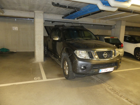 Voiture Nissan NAVARA 2.5 (2012-237.396 km) - 차량 : 사진 2 Voiture Nissan NAVARA 2.5 (2012-237.396 km) - 차량 : 사진 2